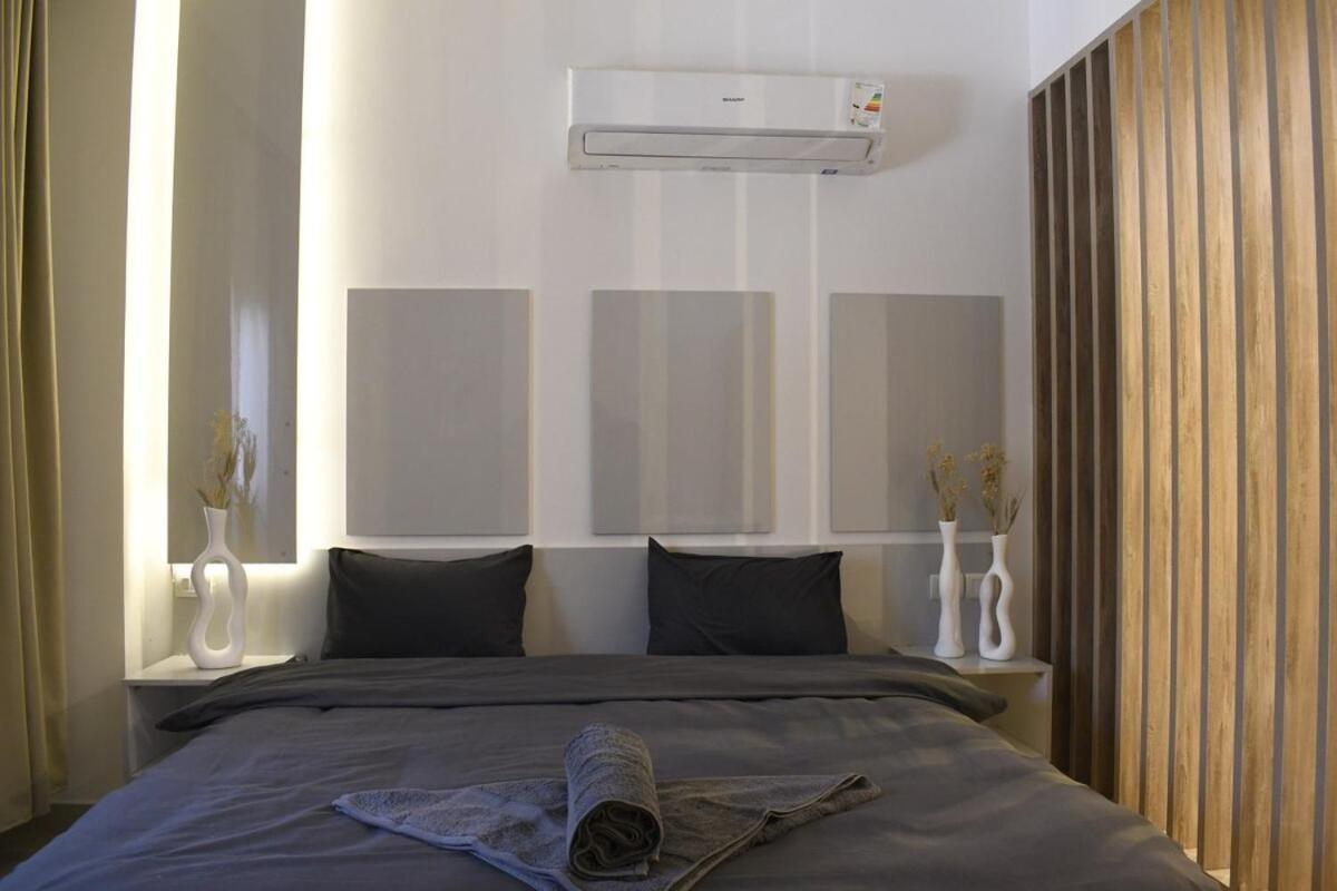Stylish Compound 3br With Cozy Garden In New Apartment *